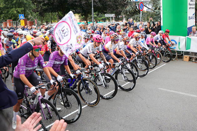 CYCLING - Road cycling, Rad, Radsport, Strasse - Tre Valli Varesine Photo by IPA ABACAPRESS.COM89357202 - Tre Valli Varesine Women s Race at the starting line in Busto Arsizio during the Tre Valli Varesine road cycling race in Varese, Italy, October 6, 2026 Varese Italy  Copyright: xIPAxSport ABACAx