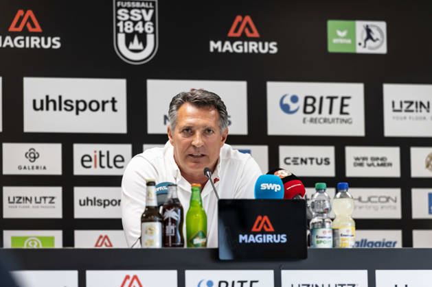 Press Conference: SSV Ulm 1846 Soccer – Introduction of Alois Schwartz, Soccer, Regionalliga Southwest, Donaustadion, Ulm, October 6, 2026; cropped single image, portrait of Alois Schwartz, SSV Ulm 1846 Soccer, coach and sporting director; press conference, SSV Ulm 1846 Soccer, introduction of Alois Schwartz, Soccer, Regionalliga Southwest, Donaustadion Ulm, October 26, 2006; Photo by Lucca Fundel, Ulm, Donaustadion, Baden-Württemberg, Germany