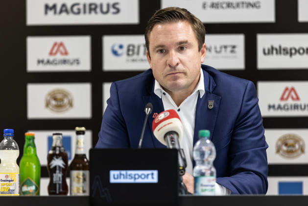 Press Conference: SSV Ulm 1846 Soccer – Introduction of Alois Schwartz, Soccer, Regionalliga Southwest, Donaustadion Ulm, October 6, 2026; cropped single image, portrait of Philipp Utz, SSV Ulm 1846 Soccer e.V., Chairman of the Supervisory Board; Press Conference: SSV Ulm 1846 Soccer, Introduction of Alois Schwartz, Soccer, Southwest Regional League, Donaustadion Ulm, October 26, 2006; Photo by Lucca Fundel, Ulm, Donaustadion, Baden-Württemberg, Germany