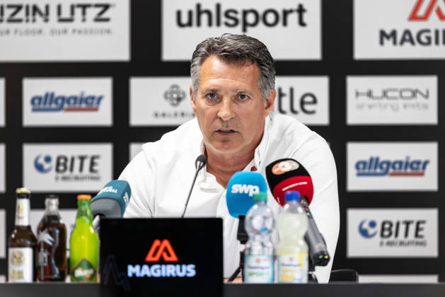 Press Conference: SSV Ulm 1846 Soccer – Introduction of Alois Schwartz, Soccer, Regionalliga Southwest, Donaustadion, Ulm, October 6, 2026; cropped single image, portrait of Alois Schwartz, SSV Ulm 1846 soccer, coach and sporting director; press conference, SSV Ulm 1846 soccer, introduction of Alois Schwartz, Soccer, Southwest Regional League, Donaustadion Ulm, October 26, 2006; Photo by Lucca Fundel, Ulm, Donaustadion, Baden-Württemberg, Germany