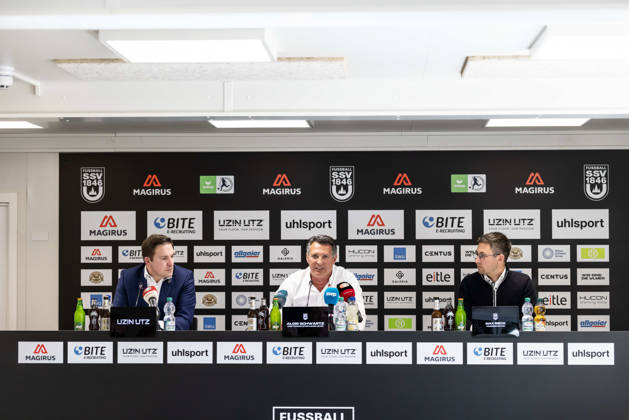 Press Conference: SSV Ulm 1846 Soccer – Introduction of Alois Schwartz, Soccer, Regionalliga Southwest, Donaustadion Ulm, October 6, 2026. From left: Philipp Utz, SSV Ulm 1846 Soccer e.V., Chairman of the Supervisory Board, Alois Schwartz, SSV Ulm 1846 Soccer, Coach and Athletic Director; Max Rieck, SSV Ulm 1846 Soccer, SSV Staff Member, Press Spokesperson, and Office Manager; Press Conference: SSV Ulm 1846 Soccer – Introduction of Alois Schwartz; Soccer, Regionalliga Southwest, Donaustadion Ulm, October 26, 2006; Photo by Lucca Fundel, Ulm Donaustadion, Baden-Württemberg, Germany
