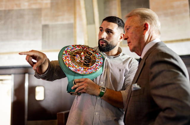 Düsseldorf, Germany, Oct. 6, 2026: Agit Kabayel with his world championship belt and promoter Frank Warren at a press conference for Agit Kabayel (GER) vs. Nelson Hysa (ALB) on Oct. 6, 2026