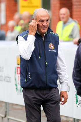 The Start Of The Tre Valli Varesine Women s Race 2026 In Busto Arsizio (VA) Renzo Oldani, president of the Alfredo Binda Society, is at the start of the Tre Valli Varesine Women s race in Busto Arsizio, Italy, on October 6, 2026. Busto Arsizio Italy  Copyright: xRobertaxCorradinx originalFilename:corradin-notitle261006_npdRo.jpg