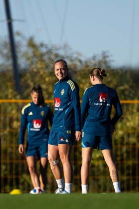 October 6, 2026: Alice Bergström of the Swedish women’s national soccer team during a training session on October 6, 2026 in Stockholm. Photo by Emma Wallskog, BILDBYRAN, code EW EW0714: soccer, football, fotball, World Cup qualifiers, FIFA Women’s World Cup qualifier, training, Sweden, women’s soccer, bbeng Copyright: EMMAxWALLSKOG BB261006EW046