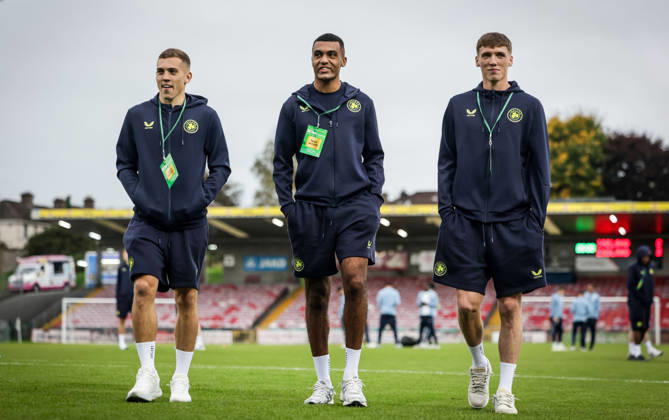 2027 UEFA Under 21 European Qualifier, Munster FA Turner s Cross, Cork 6 10 2026 Republic of Ireland vs England Ireland™s Darius Lipsiuc, David Okagbue and Oisin Gallagher inspect the pitch ahead of the game Darius Lipsiuc, David Okagbue and Oisin Gallagher inspect the pitch ahead of the game 6 10 2026  Copyright: xx NE1L9719