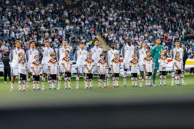 The Germany U21 players during the national anthem GER, Germany GER vs. Georgia GEO, soccer, UEFA U21 European Championship Qualifiers, Group F, Matchday 13, 2026–2027 season, October 6, 2026 GER, Germany GER vs. Georgia GEO, soccer, UEFA U-21 European Championship Qualifiers, Group F, Matchday 13, 2026–2027 season, October 6, 2026, Bielefeld Copyright: xEibner-Pressefoto JanxRollingerx EP_JSK