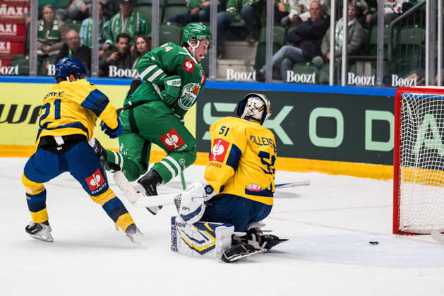 October 6, 2026: Tinus Luc Koblar of Rögle celebrates after scoring the 2-0 goal during the CHL game between Rögle and Davos on October 6, 2026 in Ängelholm. Photo by Niclas Jönsson, BILDBYRAN COP 273 NO0449. ice hockey, CHL, Champions Hockey League, Rögle, Davos, Rögle BBENG, cheering, celebrates Copyright: NICLASxJÖNSSON BB261006NO021