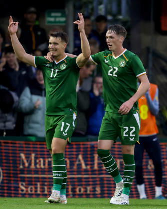 2027 UEFA Under 21 European Qualifier, Munster FA Turner s Cross, Cork 6 10 2026 Republic of Ireland vs England Ireland s Tommy Lonergan celebrates with Oisin Gallagher after he scores his sides 1st goal of the match Tommy Lonergan celebrates with Oisin Gallagher after he scores his sides 1st goal of the match 6 10 2026 Copyright: xx AC010363