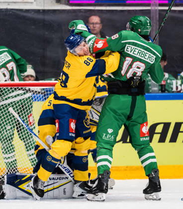 October 6, 2026: Tim Minder of Davos during the CHL game between Rögle and Davos on October 6, 2026 in Ängelholm. Photo by Niclas Jönsson, BILDBYRAN COP 273 NO0449 ice hockey CHL Champions Hockey League Rögle Davos Rögle BBENG ice hockey CHL Champions Hockey League Rögle Davos Rögle BBENG  Copyright: NICLASxJÖNSSON BB261006NO032