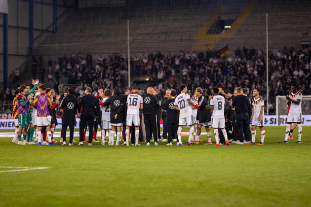 The players and coaching staff of Germany U21 after the final whistle GER, Germany GER vs. Georgia GEO, soccer, UEFA U21 European Championship Qualifiers, Group F, Matchday 13, 2026–2027 season, October 6, 2026 GER, Germany GER vs. Georgia GEO, soccer, UEFA U21 European Championship Qualifiers, Group F, Matchday 13, 2026–2027 season, October 6, 2026, Bielefeld Copyright: xEibner-Pressefoto JanxRollingerx EP_JSK