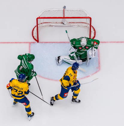 October 6, 2026: Tino Kessler of Davos, Nathaniel Clurman of Rögle, Brendan Lemieux of Davos, and goaltender Calle Clang of Rögle during the CHL game between Rögle and Davos on October 6, 2026 in Ängelholm. Photo by Niclas Jönsson, BILDBYRAN COP 273 NO0449. ice hockey, CHL, Champions Hockey League, Rögle, Davos, Rögle BBENG, ice hockey, CHL, Champions Hockey League, Rögle, Davos, Rögle BBENG Copyright: NICLASxJÖNSSON BB261006NO042