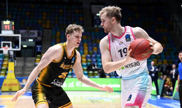 October 6, 2026, xokbx, Basketball BKT Europe Cup, Skyliners Frankfurt vs. Siauliai Basketball (Dovydas Romancenko, Siauliai Basketball), Till Pape (Fraport Skyliners Frankfurt), Head-to-Head, Frankfurt Showdown