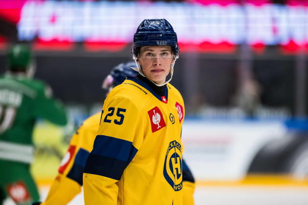 October 6, 2026: Beni Waidacher of Davos during the CHL game between Rögle and Davos on October 6, 2026 in Ängelholm. Photo by Niclas Jönsson, BILDBYRAN COP 273 NO0449. ice hockey, CHL, Champions Hockey League, Rögle, Davos, Rögle BBENG, ice hockey, CHL, Champions Hockey League, Rögle, Davos, Rögle BBENG Copyright: NICLASxJÖNSSON BB261006NO052