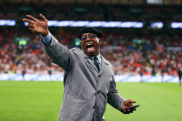 England gegen Tschechien, 6. Oktober 2026, Wembley, UEFA Nations League: England gegen Tschechien – Ian Wright im Einsatz für ITV. Foto: Jacques Feeney, Offside, London, Großbritannien  Copyright: xJacquesxFeeneyx xOffsidexOffside
