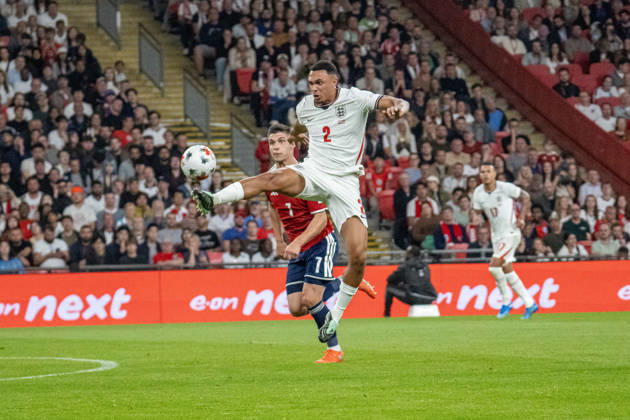 October 6, 2026, xdaymx, UEFA Nations League, England vs. Czech Republic: Trent Alexander-Arnold of England makes a spectacular ball control against Jiri Slama of the Czech Republic in London