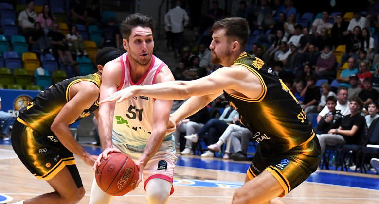 October 6, 2026, xokbx, Basketball BKT Europe Cup, Skyliners Frankfurt vs. Siauliai Basketball, Ryan Arcidiacono (Fraport Skyliners Frankfurt), Simas Jarumbauskas (Siauliai Basketball), Head-to-Head, Frankfurt Showdown