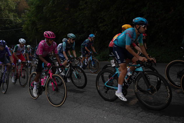 IPA89375183 - The peloton during the 2026 Tre Valli Varesine in Varese, Italy, on October 6, 2026 Copyright: xSilviaxColombo IPAxSportx xx IPA89375183