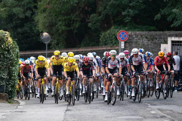 IPA89375184 - The peloton during the 2026 Tre Valli Varesine in Varese, Italy, on October 6, 2026 Copyright: xSilviaxColombo IPAxSportx xx IPA89375184