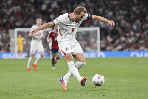 England v Czechia UEFA Nations League Harry Kane of England crosses the ball that ends up with Vladimir Coufal of Czechia scoring an own goal during the UEFA Nations League match at Wembley Stadium, London 06 10 2026 UK Newspapers OUT Copyright: xPaulxChestertonx FIL-24030-0001