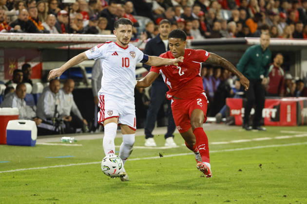 Enis Bardhi (North Macedonia), 10, and Sascha Britschgi (Switzerland), 2, in a one-on-one battle; Switzerland, UEFA Nations League, Matchday 4, Switzerland vs. North Macedonia, October 6, 2026, Swissporarena, Lucerne, Switzerland Copyright: xGrantxHubbsx
