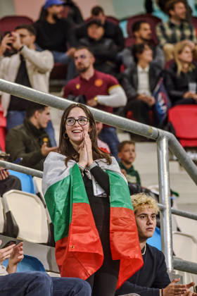 October 6, 2026, LUX, Soccer, Men s, Nations League, Matchday 4, Luxembourg vs. Bulgaria: A fan with a flag draped over his shoulders cheers Bulgaria s 1-0 lead. Luxembourg, Stade de Luxembourg, Gasperich, Luxembourg Copyright: xNordphoto Schwarzx