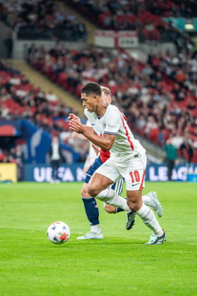 October 6, 2026, xdaymx, UEFA Nations League, England vs. Czech Republic: Jude Bellingham (England) in a one-on-one battle with Vladimir Coufal (Czech Republic), London