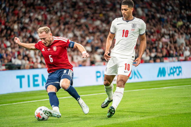 October 6, 2026, xdaymx, UEFA Nations League, England vs. Czech Republic: Vladimir Coufal of the Czech Republic in a duel with Jude Bellingham, England, London