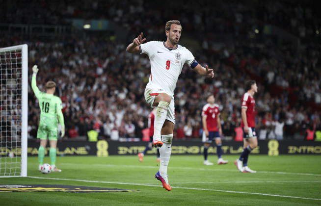 England v Czech Republic, UEFA Nations League, League A - Group 3 London, UK: England v Czech Republic, UEFA Nations League, League A - Group 3, Wembley Stadium. 6 October 2026 Photograph by Marc Aspland for The Times & The Sunday Times Harry Kane of England celebrates scoring his teams 2nd goal 2-0  Copyright: xMarcxAsplandx NINTCHDBPICT001113841872