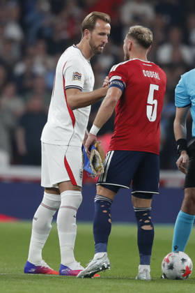 England v Czechia UEFA Nations League Harry Kane of England and Vladimir Coufal of Czechia before the UEFA Nations League match at Wembley Stadium, London 06 10 2026 UK Newspapers OUT Copyright: xPaulxChestertonx FIL-24030-0018