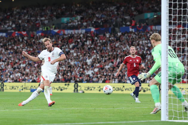 England gegen Tschechien, 6. Oktober 2026, London International Football, UEFA Nations League, England gegen Tschechien: Harry Kane aus England erzielt das zweite Tor für seine Mannschaft. Foto: Charlotte Wilson, Offside, London, Großbritannien Copyright: xCharlottexWilsonx xOffsidexOffside