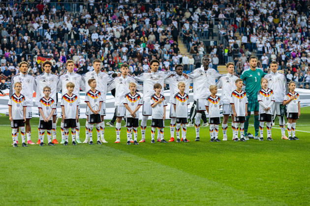 The Germany U21 players during the national anthem GER, Germany GER vs. Georgia GEO, soccer, UEFA U21 European Championship Qualifiers, Group F, Matchday 13, 2026–2027 season, October 6, 2026 GER, Germany GER vs. Georgia GEO, soccer, UEFA U-21 European Championship Qualifiers, Group F, Matchday 13, 2026–2027 season, October 6, 2026, Bielefeld Copyright: xEibner-Pressefoto JanxRollingerx EP_JSK
