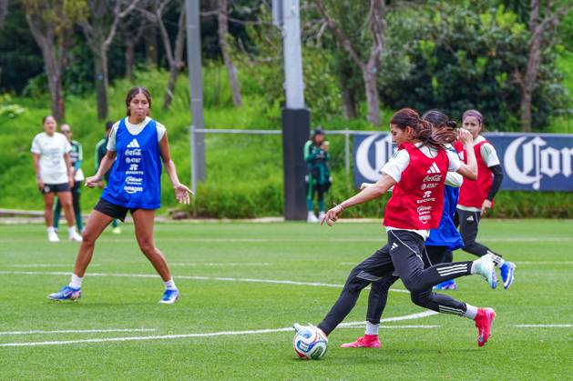 MEXICAN WOMEN S NATIONAL TEAM MEXICAN WOMEN S NATIONAL TEAM TRAINING SESSION 06 10 2026 MEXICO CITY, MEXICO General view of players on the Mexican Women’s National Soccer Team during a training session at the Centro de Alto Rendimiento in Mexico City, ahead of their friendly match against Jamaica this Friday in Aguascalientes General view of players on the Mexican Women’s National Soccer Team, during a training session at the Centro de Alto Rendimiento in Mexico City, ahead of their friendly match against Jamaica this Friday in Aguascalientes PHOTO BY IMAGENSHOP PHOTO AGENCY MEXICO CITY MEXICO CITY MEXICO Copyright: xIMAGENSHOPxAGENCIAxFOTOGRAFICAx
