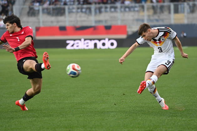 Lukas ULLRICH (GER) vs. Dato BUKIA (GEO) – Action, Tackle, International Soccer Match, U21, European Championship Qualifiers, Germany vs. Georgia 2–0 on October 6, 2026, Schueco Arena, Bielefeld, Â