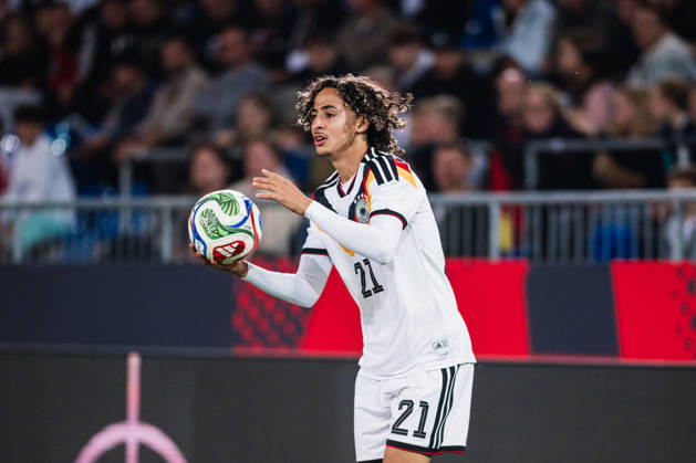 U-21 European Championship Qualifier: Germany vs. Georgia, October 6, 2026; Wael Mohya (Germany), age 21, taking a throw-in; stock soccer photo; U-21 European Championship Qualifier, Matchday 10: Germany vs. Georgia on October 6, 2026, Bielefeld DFB REGULATIONS PROHIBIT ANY USE OF PHOTOGRAPHS AS IMAGE SEQUENCES AND OR QUASI-VIDEO Copyright: xBEAUTIFULxSPORTS Tonhäuserx