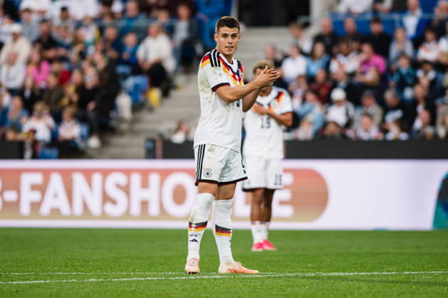 U-21 European Championship Qualifier: Germany vs. Georgia, October 6, 2026; Nicolò Tresoldi, Germany, 9, clapping; soccer; U-21 European Championship Qualifier, Matchday 10: Germany vs. Georgia on October 6, 2026; Bielefeld DFB REGULATIONS PROHIBIT ANY USE OF PHOTOGRAPHS AS IMAGE SEQUENCES AND OR QUASI-VIDEO Copyright: xBEAUTIFULxSPORTS Tonhäuserx
