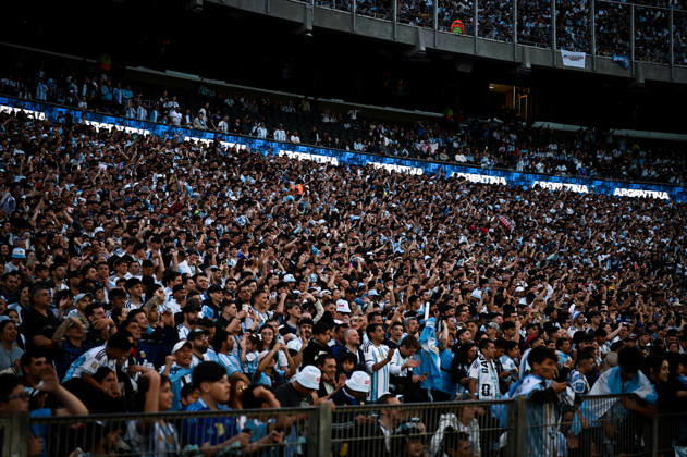 Argentina x Benin BUENOS AIRES, AR - 06.10.2026: ARGENTINA X BENIN - Fans of Argentina during the International Friendly, Länderspiel, Nationalmannschaft match between Argentina and Benin on Tuesday, October 6, 2026, at the Estadio Monumental in Buenos Aires, Argentina. The match marks Messi& 39;s farewell to the Argentine national team, Nationalteam (Photo: Gabriel Sotelo Fotoarena) x3026025x  GabrielxSotelo