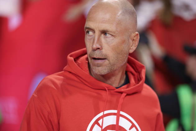 CHICAGO, USA - October 6: Gregg Berhalter, Head Coach of Chicago Fire FC is seen before the Major League Soccer game between Chicago Fire FC and Vancouver Whitecaps FC at Soldier Field on Tuesday October 6 in Chicago, USA Copyright: xShainaxBenhiyoun SPPx Sportspressphoto_SPR247792