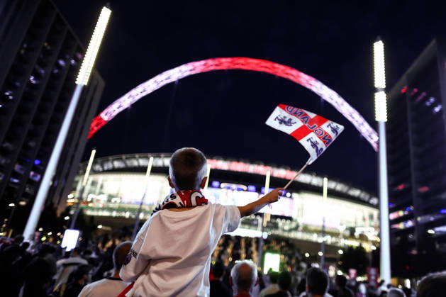 England gegen Tschechien, 6. Oktober 2026, London, UEFA Nations League: England gegen Tschechien – England-Fans auf dem Wembley Way. Foto: Jacques Feeney, Offside, London, Großbritannien  Copyright: xJacquesxFeeneyx xOffsidexOffside
