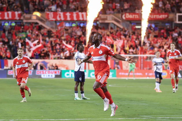 CHICAGO, USA - October 6: Jonathan Bamba (19 Chicago Fire FC) celebrates scoring the first goal during the Major League Soccer game between Chicago Fire FC and Vancouver Whitecaps FC at Soldier Field on Tuesday October 6 in Chicago, USA Copyright: xShainaxBenhiyoun SPPx Sportspressphoto_SPR247820