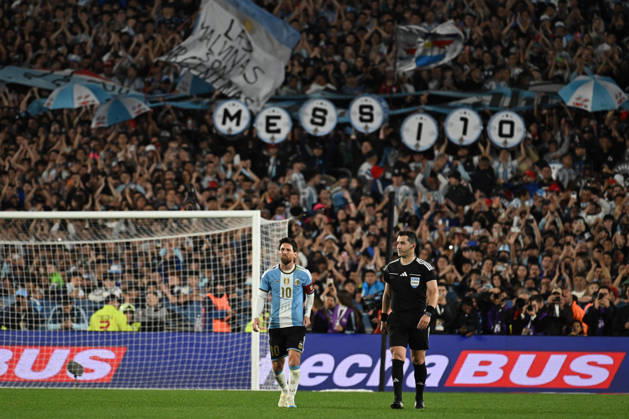 Lionel Messi farewell match BUENOS AIRES, ARGENTINA - OCTOBER 6: Lionel Messi of Argentina celebrate after scoring his third goal during his farewell match with the national team, Nationalteam at the International Friendly, Länderspiel, Nationalmannschaft match between Argentina Vs Benin at Monumental Stadium on October 6, 2026 in Buenos Aires, Argentina. Buenos Aires Estadio Monumental Antonio Liberti Buenos Aires Argentina Copyright: xIMAGOx xPhotoCero5x xLucianoxBisbalx
