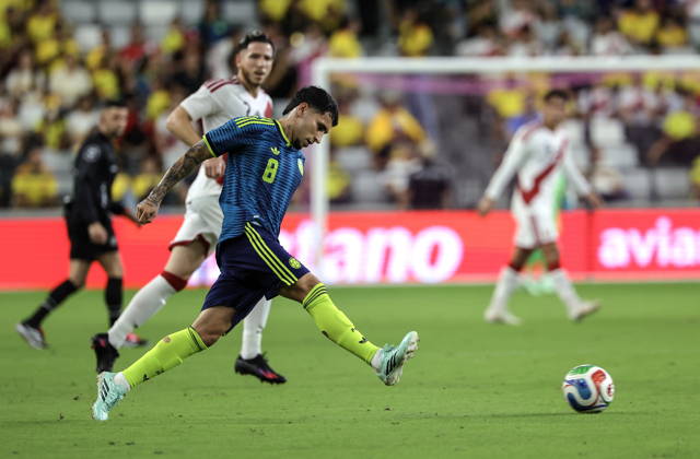 International soccer friendly - Colombia vs. Peru Colombia midfielder Gustavo Puerta (2-L) in action during the international soccer friendly between Colombia and Peru at Nu Stadium in Miami, Florida, USA, 06 October 2026. MIAMI FLORIDA United States  Copyright: xCRISTOBALxHERRERA-ULASHKEVICHx