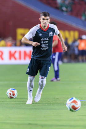October 6, 2026, Los Angeles, California, USA: Johan Vasquez 5 of Mexico during warm ups prior to their International Friendly, Länderspiel, Nationalmannschaft match against Chile at the Los Angeles Memorial Coliseum on Tuesday October 6, 2026 in Los Angeles, California. ARIANA RUIZ PI Los Angeles USA - ZUMAp124 20261006_zaa_p124_067 Copyright: xArianaxRuizx