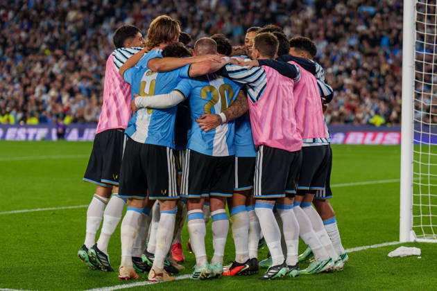 Benin v Argentina BUENOS AIRES, ARGENTINA - OCTOBER 6: Exequiel Palacios 14, Facundo Medina 25, Alexis Mac Allister 20, Enzo Fernandez 24 and Nico Gonzalez 15 of Argentina celebrate a goal during a game between Benin and Argentina at Estadio Monumental on October 6, 2026 in Buenos Aires, Argentina Buenos Aires Estadio Monumental Argentina Copyright: xAndrewxJ.xClark ISIxPhotosx 9950