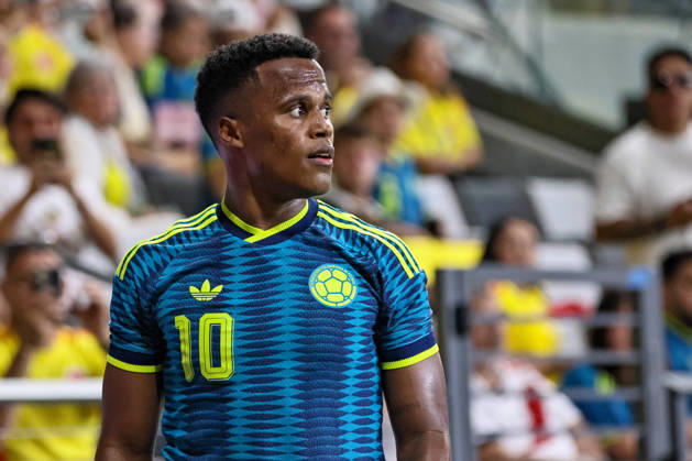 MIAMI, FL - OCTOBER 06: Jhon Arias 10 of Colombia looks on during an International Friendly, Länderspiel, Nationalmannschaft soccer match between Colombia and Peru at NU Stadium on October 06, 2026 in Miami, Florida.(Photo by Chris Arjoon Icon Sportswire) SOCCER: OCT 06 Colombia vs Peru EDITORIAL USE ONLY Icon2610060000046