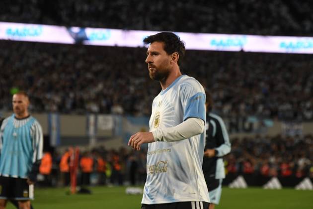 Messi Plays His Final Match with the Argentine National Team in Buenos Aires Soccer player Lionel Messi during warm-ups before the match between the national teams of Argentina and Benin on October 6, 2026, in Buenos Aires, Argentina. The match will be the last time Leo Messi wears the Albiceleste jersey after announcing his retirement from international soccer. OCTOBER 6, 2026 MESSI LAST MATCH ARGENTINA RETIREMENT ARGENTINE SOCCER STAR SOCCERBEST PLAYER Sebastián Buenos Aires, Argentina Buenos Aires, Argentina Spain Copyright: xSebastianxHipperdingerx 7825448