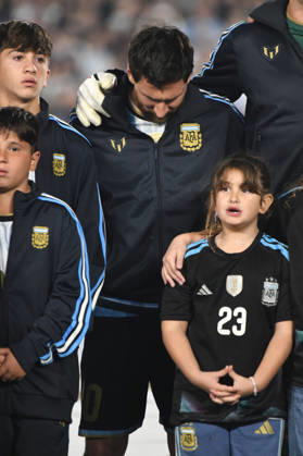 Argentina v Benin - International Friendly, Länderspiel, Nationalmannschaft Lionel Messi of Argentina attends the national anthem ceremony before the match between Argentina and Benin at Estadio Monumental in Buenos Aires, Argentina, on October 6, 2026. Buenos Aires Buenos Aires Argentina  Copyright: xFedericoxPerettix originalFilename:peretti-argentin261006_np4Qj