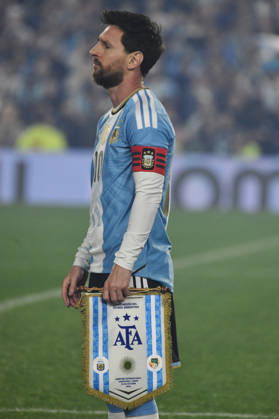 Argentina v Benin - International Friendly, Länderspiel, Nationalmannschaft Lionel Messi of Argentina arrives before the match between Argentina and Benin at Estadio Monumental in Buenos Aires, Argentina, on October 6, 2026. Buenos Aires Buenos Aires Argentina  Copyright: xFedericoxPerettix originalFilename:peretti-argentin261006_np6sv
