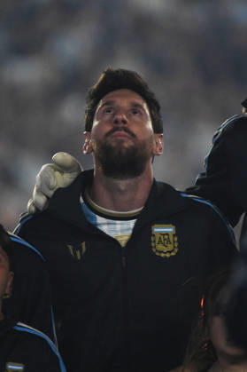 Argentina v Benin - International Friendly, Länderspiel, Nationalmannschaft Lionel Messi of Argentina attends the national anthem ceremony before the match between Argentina and Benin at Estadio Monumental in Buenos Aires, Argentina, on October 6, 2026. Buenos Aires Buenos Aires Argentina  Copyright: xFedericoxPerettix originalFilename:peretti-argentin261006_npEke