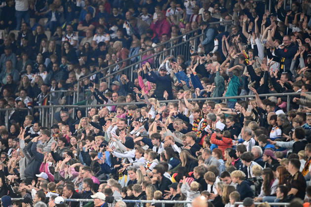 Spectators do the Mexican wave, laola, feature, background image, symbolic photo, cheering, joy, cheers, international soccer match, U21, European Championship qualifier, Germany vs. Georgia 2–0 on October 6, 2026, Schueco Arena, Bielefeld, Â