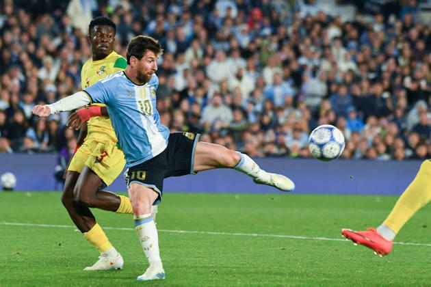 BUENOS AIRES, ARGENTINA 6 OCTOBER: Argentine footballer Lionel Messi is about to control the ball during a team attack in a friendly match between Argentina and Benin at the Estadio Monumental Antonio V. Liberti on 6 October 2026 in Buenos Aires, Argentina.  Copyright: xMBxMediax